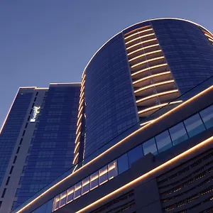 Radisson Blu Hotel, Waterfront Dubai